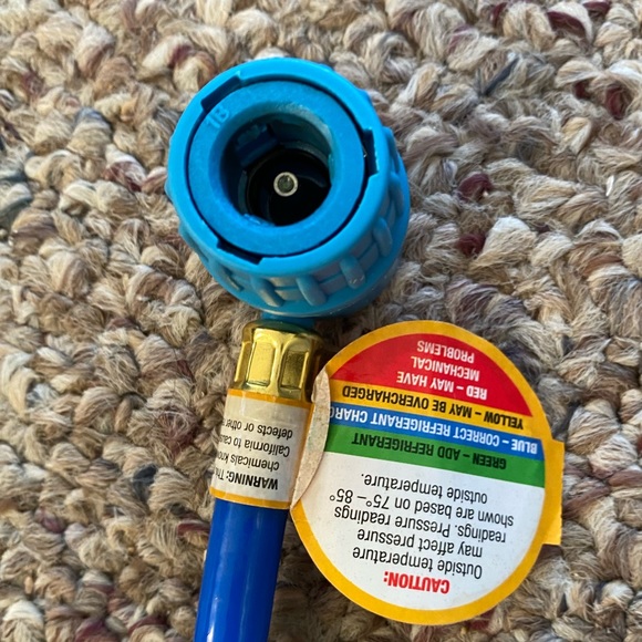 Removable Refrigerant Level Gauge Check Refrigerant Level Any Time on Vehicle - Picture 5 of 13